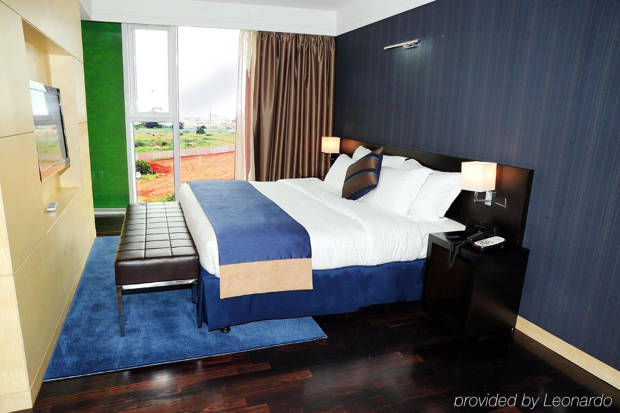 Hotel De Convencoes De Talatona Luanda Habitación foto